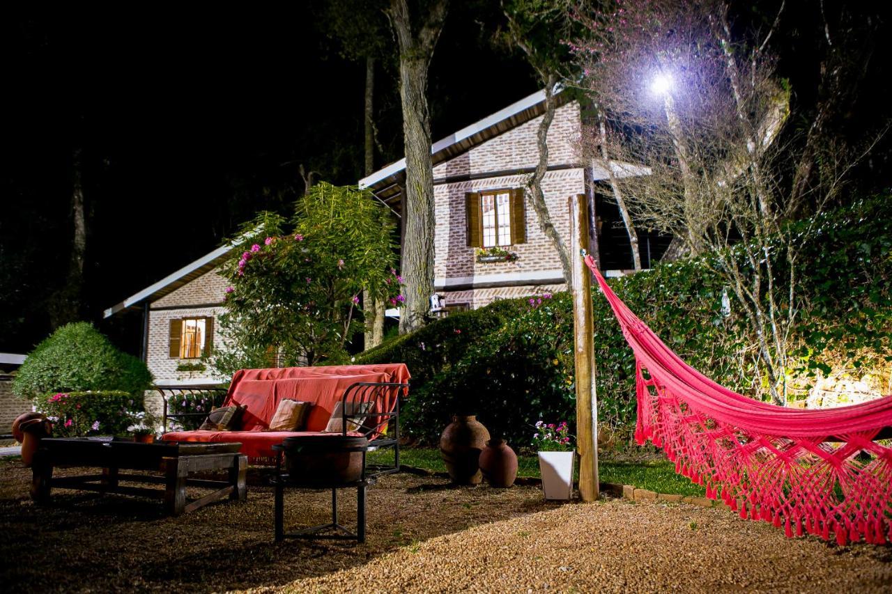 Pousada Villa Tambo Campos do Jordão Exteriör bild