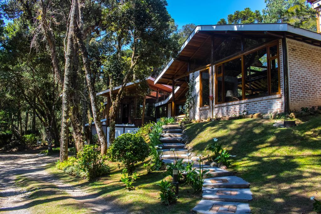 Pousada Villa Tambo Campos do Jordão Exteriör bild